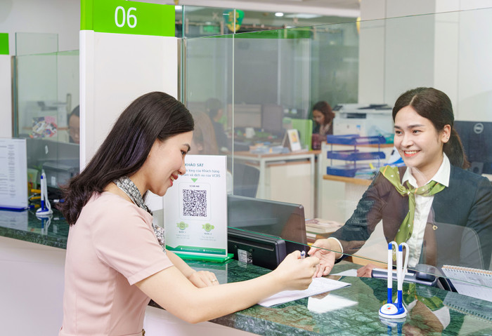 VCBS luôn đặt khách hàng làm trọng tâm trong mọi hoạt động phát triển của công ty. VCBS_anh minh hoa (1).jpg