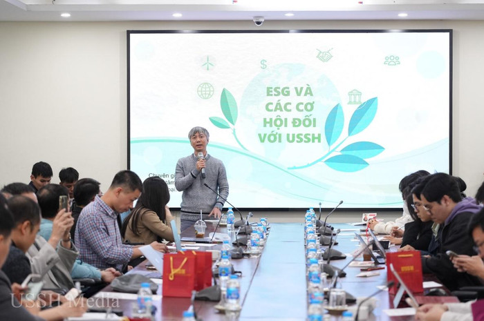 Ông Nguyễn Đức Vinh (Giám đốc Trung tâm Nghiên cứu, Tư vấn và Đào tạo về Phát triển Địa phương (STG). Ông Nguyễn Đức Vinh (Giám đốc Trung tâm Nghiên cứu, Tư vấn và Đào tạo về Phát triển Địa phương (STG).