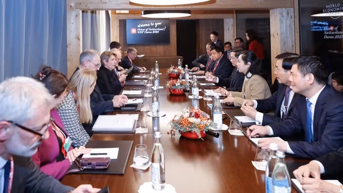 Thủ tướng Chính phủ Phạm Minh Chính hội đàm với Tổng thống Thụy Sĩ Karin Keller-Sutter. (Ảnh: Nhật Bắc/VGP)