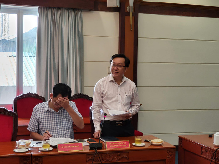 Ông Nguyễn Bảo Quốc - Phó Giám đốc Sở Giáo dục và Đào tạo Thành phố Hồ Chí Minh phát biểu (ảnh: P.L) Ông Nguyễn Bảo Quốc - Phó Giám đốc Sở Giáo dục và Đào tạo Thành phố Hồ Chí Minh phát biểu (ảnh: P.L)