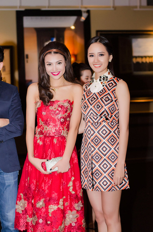 Mai Phương Thúy và Hồng Quế. Mai Phương Thúy và Hồng Quế.