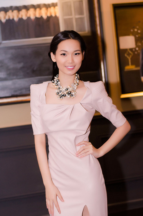 Người đẹp Tống Diệu Hằng. Người đẹp Tống Diệu Hằng.