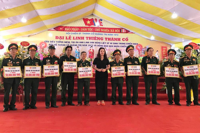 SHB trao tặng 20 căn nhà tình nghĩa cho các gia đình có công ảnh 1