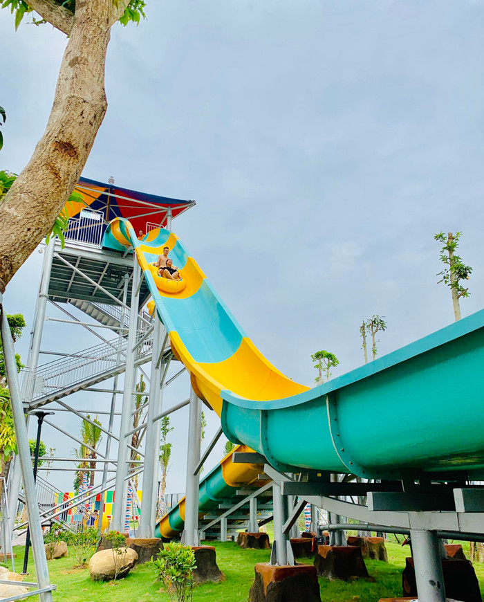 Tận hưởng cảm giác “quá đã” từ làn trượt trên cao