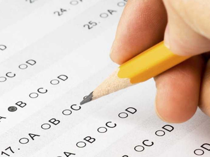 Thí sinh có phải tự chịu trách nhiệm khi tô sai số báo danh, mã đề thi, tô mờ đáp án? (Ảnh minh hoạ: Htt.edu.vn) Thí sinh có phải tự chịu trách nhiệm khi tô sai số báo danh, mã đề thi, tô mờ đáp án? (Ảnh minh hoạ: Htt.edu.vn)