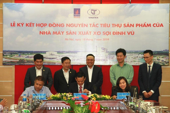 PVTEX ký kết hợp đồng nguyên tắc tiêu thụ sản phẩm xơ sợi tổng hợp ảnh 1 PVTEX ký kết hợp đồng nguyên tắc tiêu thụ sản phẩm xơ sợi tổng hợp ảnh 1