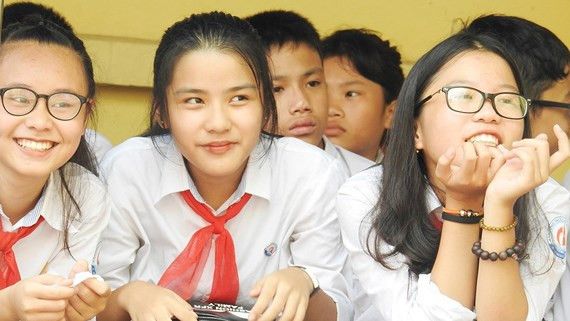 Ai đang lấy cắp tuổi thơ của học sinh? (Ảnh minh hoạ: Sggp.org.vn) Ai đang lấy cắp tuổi thơ của học sinh? (Ảnh minh hoạ: Sggp.org.vn)