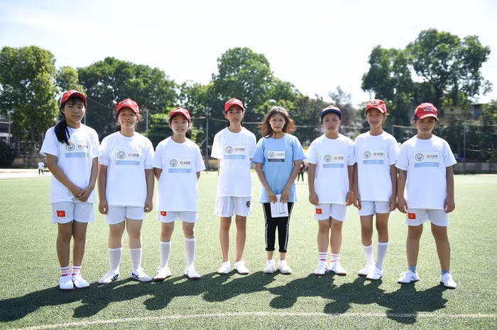 Bà Ninh Thị Lan Phương, Phó Tổng giám đốc Ngân hàng SHB chia sẻ: “Sau ngày hội này, mỗi người trong số các bạn sẽ là một người truyền lửa, đem kiến thức, kỹ năng đã học và thực hành, lan tỏa trong cộng đồng và nhân lên niềm tin, ước mơ, đam mê và khát khao vươn lên trong cuộc sống”.