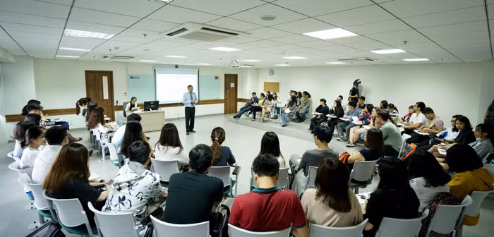 Lớp học không bục giảng tại Trường Đại học Hoa Sen (ảnh: HSU)