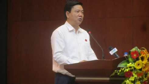 Theo Bí thư Đinh La Thăng, việc gì cũng phải gần dân, sát dân thì mới xử lý được (ảnh: P.L) Theo Bí thư Đinh La Thăng, việc gì cũng phải gần dân, sát dân thì mới xử lý được (ảnh: P.L)