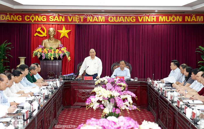 Thủ tướng Nguyễn Xuân Phúc làm việc với lãnh đạo tỉnh Bắc Kạn. Ảnh: VGP Thủ tướng Nguyễn Xuân Phúc làm việc với lãnh đạo tỉnh Bắc Kạn. Ảnh: VGP