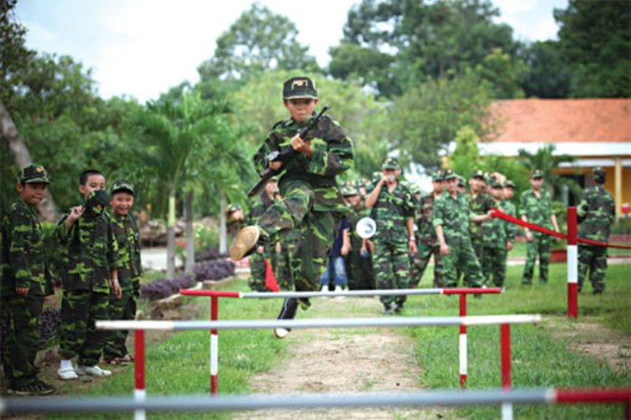 Bài học vượt chướng ngại vật dành cho các em học sinh khi tham gia kỳ học quân đội Bài học vượt chướng ngại vật dành cho các em học sinh khi tham gia kỳ học quân đội