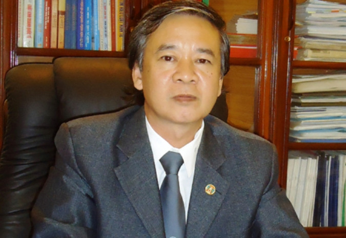 Luật sư Nguyễn Hoàng Tiến, Uỷ viên Hội đồng khen thưởng kỷ luật - Đoàn luật sư Hà Nội - Trưởng Văn phòng luật sư Đức Thịnh. Luật sư Nguyễn Hoàng Tiến, Uỷ viên Hội đồng khen thưởng kỷ luật - Đoàn luật sư Hà Nội - Trưởng Văn phòng luật sư Đức Thịnh.