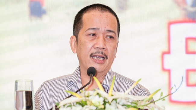 Tiến sĩ Bùi Trinh cho rằng, bất động sản là tài sản công đang rơi vào tay một nhóm lợi ích. Ảnh: Thu Phương Tiến sĩ Bùi Trinh cho rằng, bất động sản là tài sản công đang rơi vào tay một nhóm lợi ích. Ảnh: Thu Phương