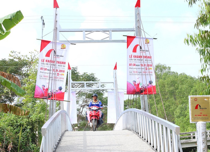 Tân Hiệp Phát xây dựng hàng chục cây cầu thép dây văng cho các tỉnh miền tây Tân Hiệp Phát xây dựng hàng chục cây cầu thép dây văng cho các tỉnh miền tây