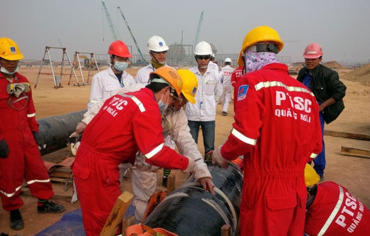 Người lao động PTSC trên công trường Người lao động PTSC trên công trường