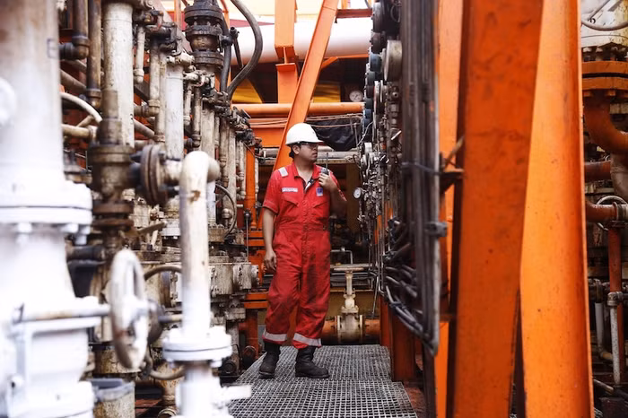 Người lao động PVEP trên giàn Đại Hùng 01