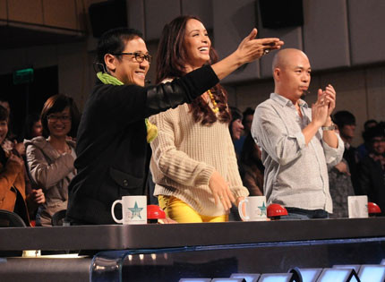 Thúy Hạnh bị đánh giá là giám khảo thiếu cá tính tại Vietnam's Got Talent. Thúy Hạnh bị đánh giá là giám khảo thiếu cá tính tại Vietnam's Got Talent.