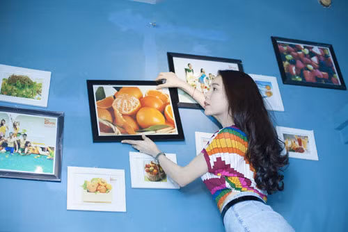 Chính vì tâm huyết đó nên chừng 2 tháng trở lại đây, Trà Ngọc Hằng tạm dừng khá nhiều hoạt động để chuẩn bị cho ngôi nhà trái cây của mình.
