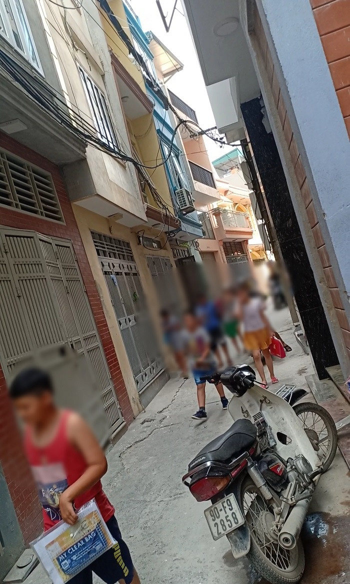 Mặc dù đã có chỉ đạo từ Sở những nhóm giáo viên này vẫn bất chấp dạy học trái phép (Ảnh:N.D) Mặc dù đã có chỉ đạo từ Sở những nhóm giáo viên này vẫn bất chấp dạy học trái phép (Ảnh:N.D)