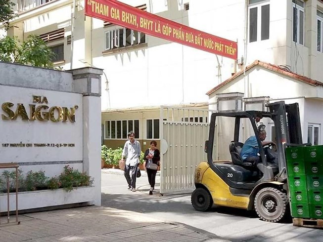 Kiểm toán Nhà nước chỉ rõ Sabeco chưa nộp ngân sách 2.400 tỷ đồng, thua lỗ do đầu tư ngoài ngành trên 440 tỷ đồng và mức thưởng cho lãnh đạo công ty có vấn đề. Ảnh: PLO