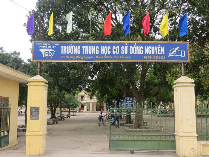 Thứ Ba ngày 13/3, học sinh Trường trung học cơ sở Đồng Nguyên được nghỉ học để các thầy cô giáo đi "học tập kinh nghiệm thực tế". Ảnh: FB Trường Đồng Nguyên. Thứ Ba ngày 13/3, học sinh Trường trung học cơ sở Đồng Nguyên được nghỉ học để các thầy cô giáo đi "học tập kinh nghiệm thực tế". Ảnh: FB Trường Đồng Nguyên.
