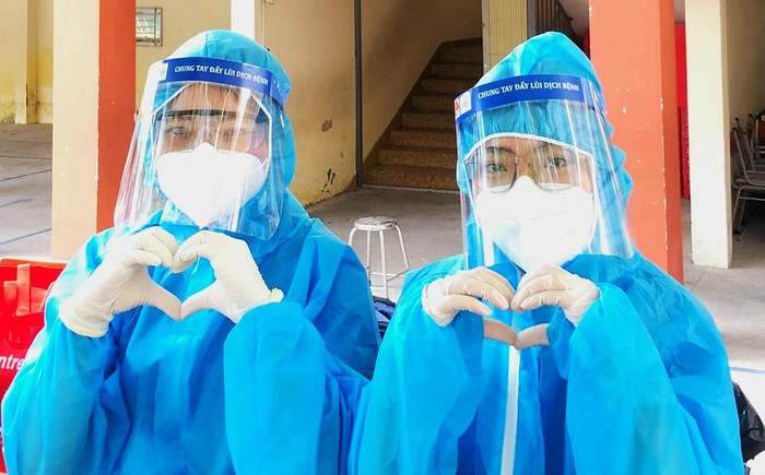 Nhựt Linh hy vọng, dịch bệnh chóng qua, bình yên sớm trở lại với mỗi gia đình. Nhựt Linh hy vọng, dịch bệnh chóng qua, bình yên sớm trở lại với mỗi gia đình.