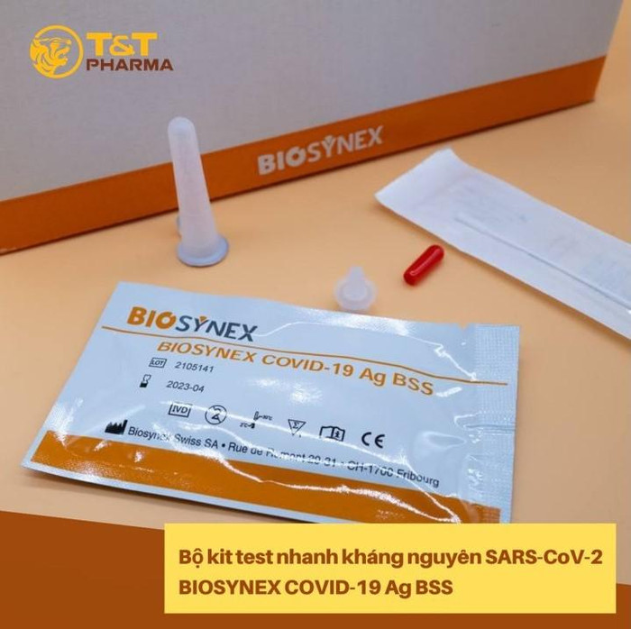 Loại kit xét nghiệm mà T&T Group và Ngân hàng SHB hỗ trợ Thành phố Hồ Chí Minh được sản xuất tại Thuỵ Sỹ, đảm bảo chứng nhận theo tiêu chuẩn của Pháp và được Bộ Y tế cấp phép sử dụng tại Việt Nam. Loại kit xét nghiệm mà T&T Group và Ngân hàng SHB hỗ trợ Thành phố Hồ Chí Minh được sản xuất tại Thuỵ Sỹ, đảm bảo chứng nhận theo tiêu chuẩn của Pháp và được Bộ Y tế cấp phép sử dụng tại Việt Nam.