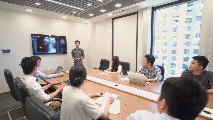 Kỹ sư Nguyễn Bá Dũng và đội ngũ Trung tâm Xử lý ảnh y tế thuộc VinBigdata tập trung nghiên cứu và phát triển các mô đun hỗ trợ chẩn đoán một số bệnh lý phổ biến điển hình liên quan tới phổi, gan, não,... Kỹ sư Nguyễn Bá Dũng và đội ngũ Trung tâm Xử lý ảnh y tế thuộc VinBigdata tập trung nghiên cứu và phát triển các mô đun hỗ trợ chẩn đoán một số bệnh lý phổ biến điển hình liên quan tới phổi, gan, não,...