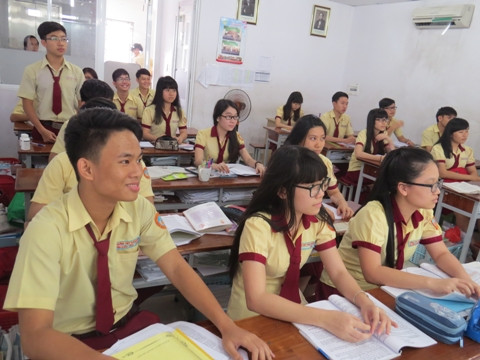 Cuộc đua vào các trường công lập ở các lớp đầu cấp tại TP.HCM sẽ hết sức căng thẳng (ảnh minh họa) Cuộc đua vào các trường công lập ở các lớp đầu cấp tại TP.HCM sẽ hết sức căng thẳng (ảnh minh họa)