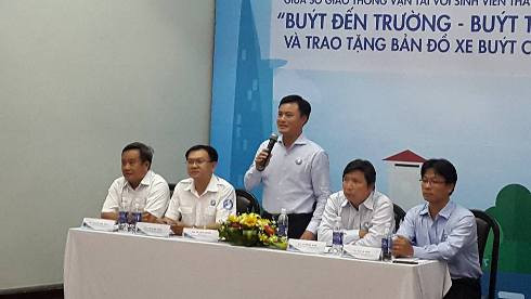 Giám đốc Sở Giao thông Vận tải Bùi Xuân Cường kết luận buổi đối thoại (Ảnh: P.L) Giám đốc Sở Giao thông Vận tải Bùi Xuân Cường kết luận buổi đối thoại (Ảnh: P.L)