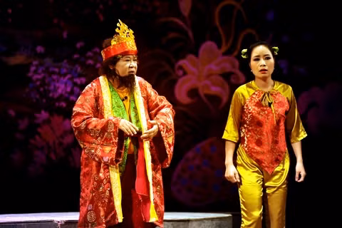 Minh Vượng trong vở kịch Quả táo thần.