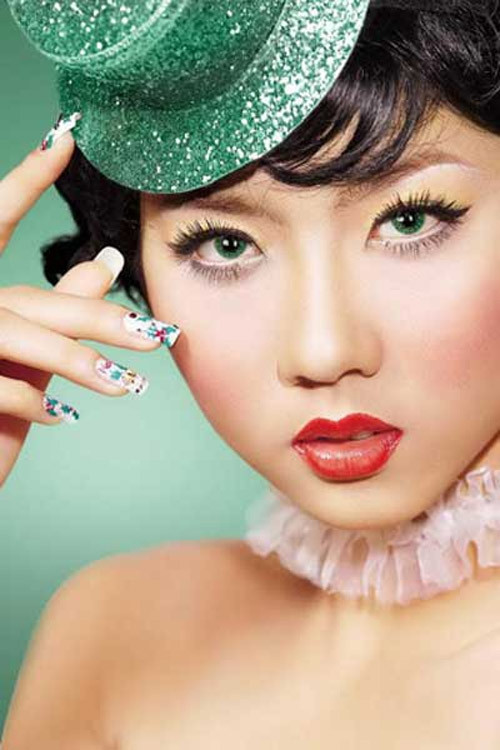 ... thay vì khuôn mặt 'tròn xoe' trước kia của mình ... thay vì khuôn mặt 'tròn xoe' trước kia của mình