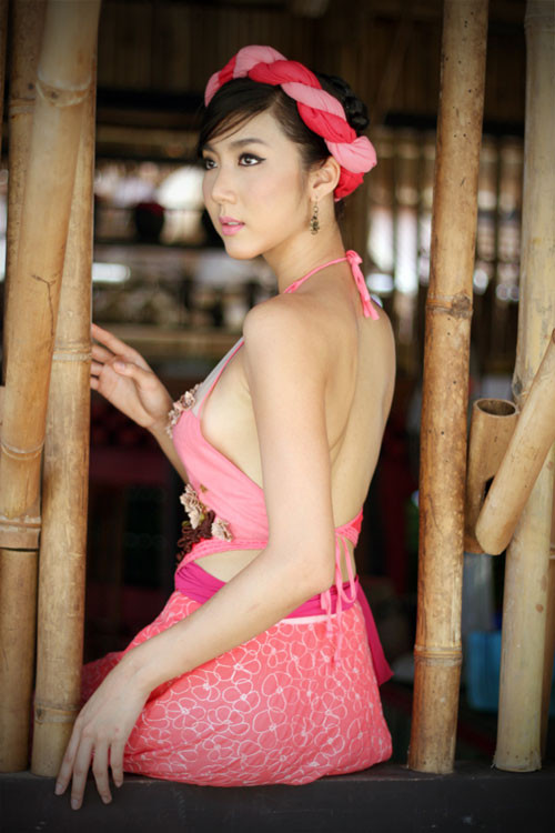 Nhìn hình ảnh này của Ngọc Quyên, nhiều người ngỡ rằng gặp lại cô người mẫu xinh đẹp thời còn chưa bị thẩm mỹ làm cho 'biến dạng' Nhìn hình ảnh này của Ngọc Quyên, nhiều người ngỡ rằng gặp lại cô người mẫu xinh đẹp thời còn chưa bị thẩm mỹ làm cho 'biến dạng'