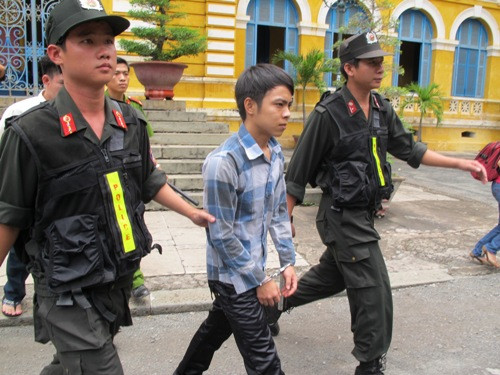 Hi vọng trong tương lai, xã hội sẽ không còn những tên tội phạm hiếp dâm. Ảnh minh họa từ Internet. Hi vọng trong tương lai, xã hội sẽ không còn những tên tội phạm hiếp dâm. Ảnh minh họa từ Internet.