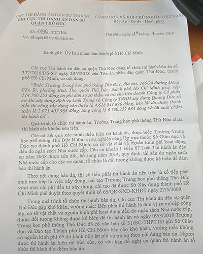 Công văn của Chi cục Thi hành án dân sự Thủ Đức gửi lãnh đạo thành phố đề nghị hỗ trợ thi hành án (ảnh: P.L) Công văn của Chi cục Thi hành án dân sự Thủ Đức gửi lãnh đạo thành phố đề nghị hỗ trợ thi hành án (ảnh: P.L)