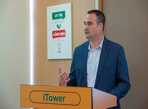 Ông Kyle Nunas - Tổng lãnh sự Canada tại Thành phố Hồ Chí Minh phát biểu (ảnh: NHG)