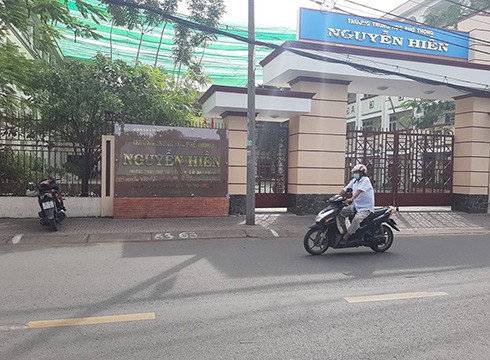 Trường trung học phổ thông Nguyễn Hiền, quận 11, Thành phố Hồ Chí Minh (ảnh: P.L) Trường trung học phổ thông Nguyễn Hiền, quận 11, Thành phố Hồ Chí Minh (ảnh: P.L)