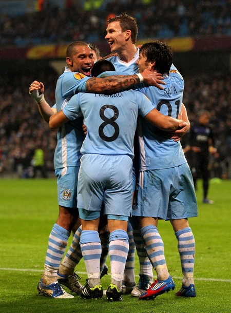 Man City đang thể hiện một sức mạnh đáng sợ