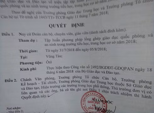 Văn bản do Giám đốc Lê Hồng Sơn ký về việc cử giáo viên, chuyên viên, cán bộ đi tập huấn (ảnh: P.L)