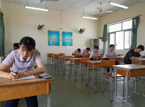 Thí sinh tham dự kỳ thi trung học phổ thông quốc gia ở Thành phố Hồ Chí Minh (ảnh: P.L) Thí sinh tham dự kỳ thi trung học phổ thông quốc gia ở Thành phố Hồ Chí Minh (ảnh: P.L)