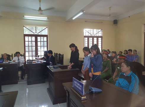 Cả 3 bị cáo của vụ án bạo hành, tra tấn trẻ em xảy ra ở cơ sở mầm non Mầm Xanh (ảnh: P.L)