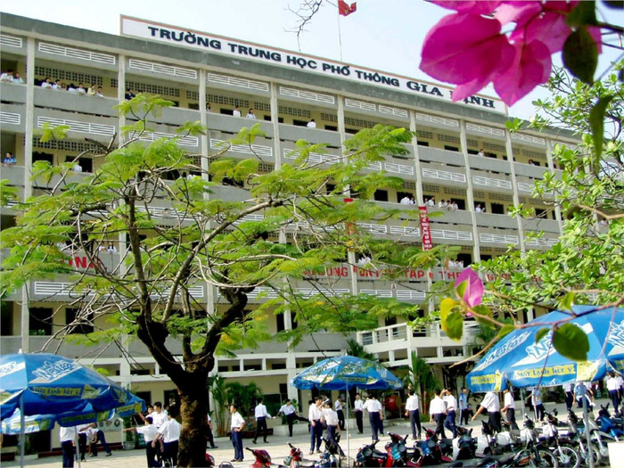 Trường trung học phổ thông Gia Định, Quận Bình Thạnh, Thành phố Hồ Chí Minh (ảnh minh họa từ website trường) Trường trung học phổ thông Gia Định, Quận Bình Thạnh, Thành phố Hồ Chí Minh (ảnh minh họa từ website trường)