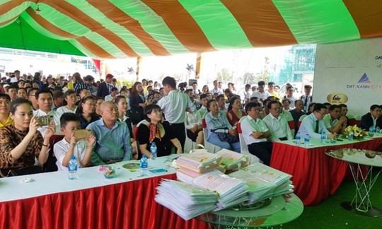 Các dự án do Công ty Trách nhiệm hữu hạn Quản lý đầu tư và phát triển Đô thị Việt Nam triển đều đảm bảo tiến độ, cam kết với khách hàng. Ảnh: TL/Tapchimattran.vn Các dự án do Công ty Trách nhiệm hữu hạn Quản lý đầu tư và phát triển Đô thị Việt Nam triển đều đảm bảo tiến độ, cam kết với khách hàng. Ảnh: TL/Tapchimattran.vn