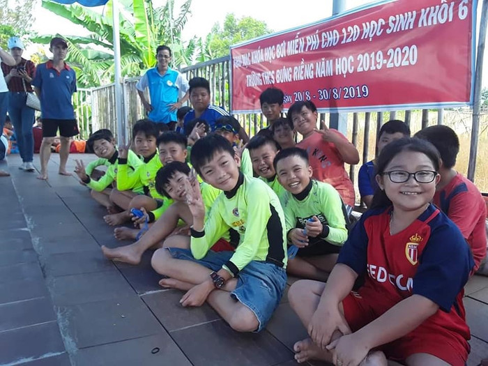 Thầy hiệu trưởng tiên phong phổ cập bơi cho học trò tại Xuyên Mộc ảnh 3 Thầy hiệu trưởng tiên phong phổ cập bơi cho học trò tại Xuyên Mộc ảnh 3