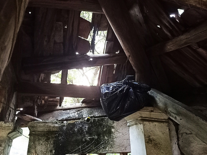 Di tích đang trở thành phế tích trước sự thơ ơ vô cảm của cơ quan quản lý văn hóa Bộ Văn hóa, Thể Thao và Du lịch. Di tích đang trở thành phế tích trước sự thơ ơ vô cảm của cơ quan quản lý văn hóa Bộ Văn hóa, Thể Thao và Du lịch.