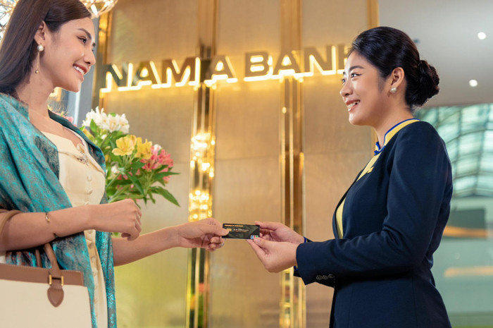 Chủ thẻ tín dụng Nam A Bank sở hữu nhiều đặc quyền ưu đãi hấp dẫn. Chủ thẻ tín dụng Nam A Bank sở hữu nhiều đặc quyền ưu đãi hấp dẫn.