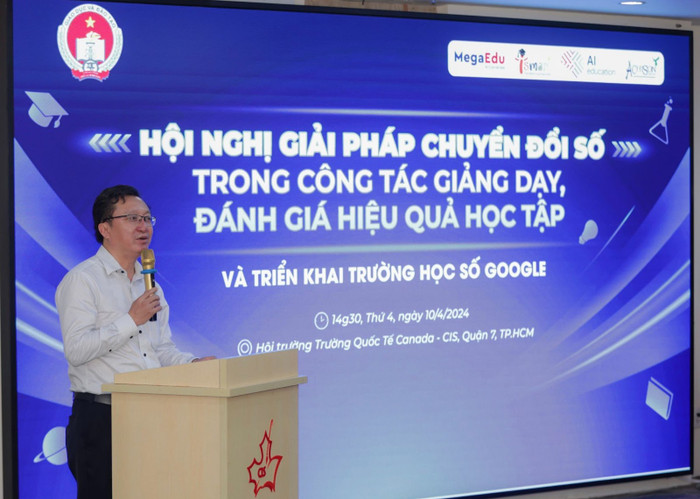 Ông Nguyễn Bảo Quốc - Phó Giám đốc Sở Giáo dục và Đào tạo Thành phố Hồ Chí Minh phát biểu tại Hội nghị. Ông Nguyễn Bảo Quốc - Phó Giám đốc Sở Giáo dục và Đào tạo Thành phố Hồ Chí Minh phát biểu tại Hội nghị.