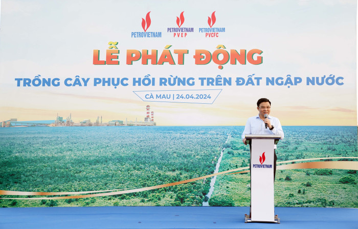 Chủ tịch Hội đồng thành viên Petrovietnam Lê Mạnh Hùng phát biểu tại lễ phát động. 1-9.JPG