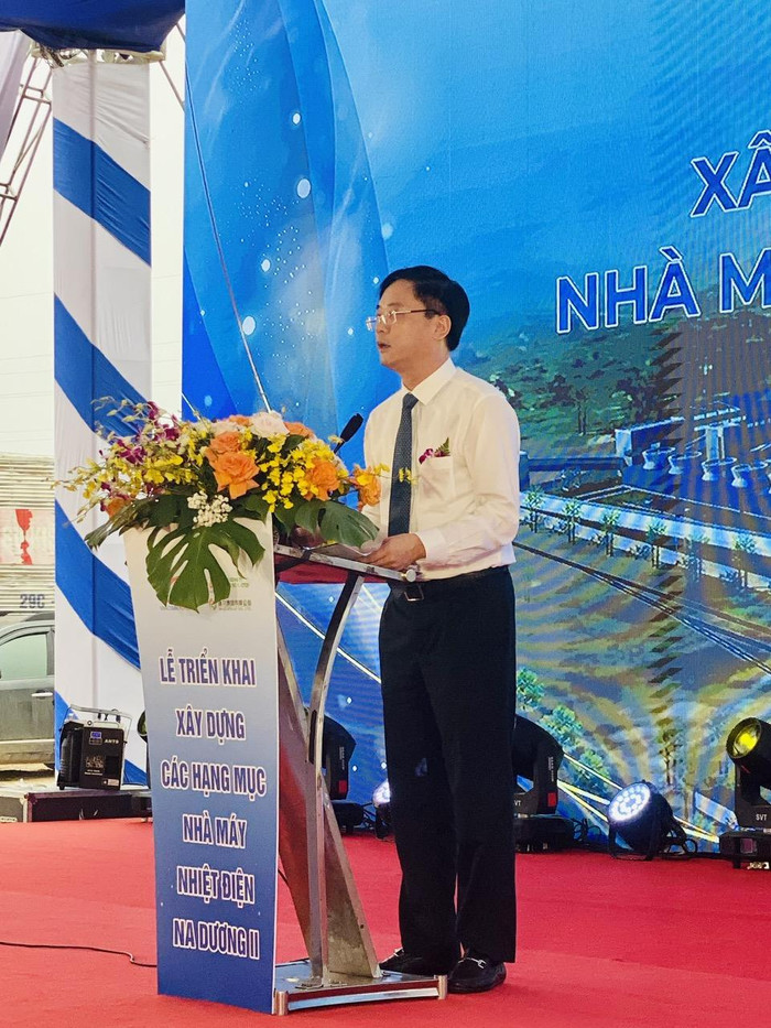 Ông Trần Hải Bình – Phó Tổng Giám đốc Tập đoàn Công nghiệp Than – Khoáng sản Việt Nam phát biểu chỉ đạo tại buổi lễ. Ông Trần Hải Bình – Phó Tổng Giám đốc Tập đoàn Công nghiệp Than – Khoáng sản Việt Nam phát biểu chỉ đạo tại buổi lễ.